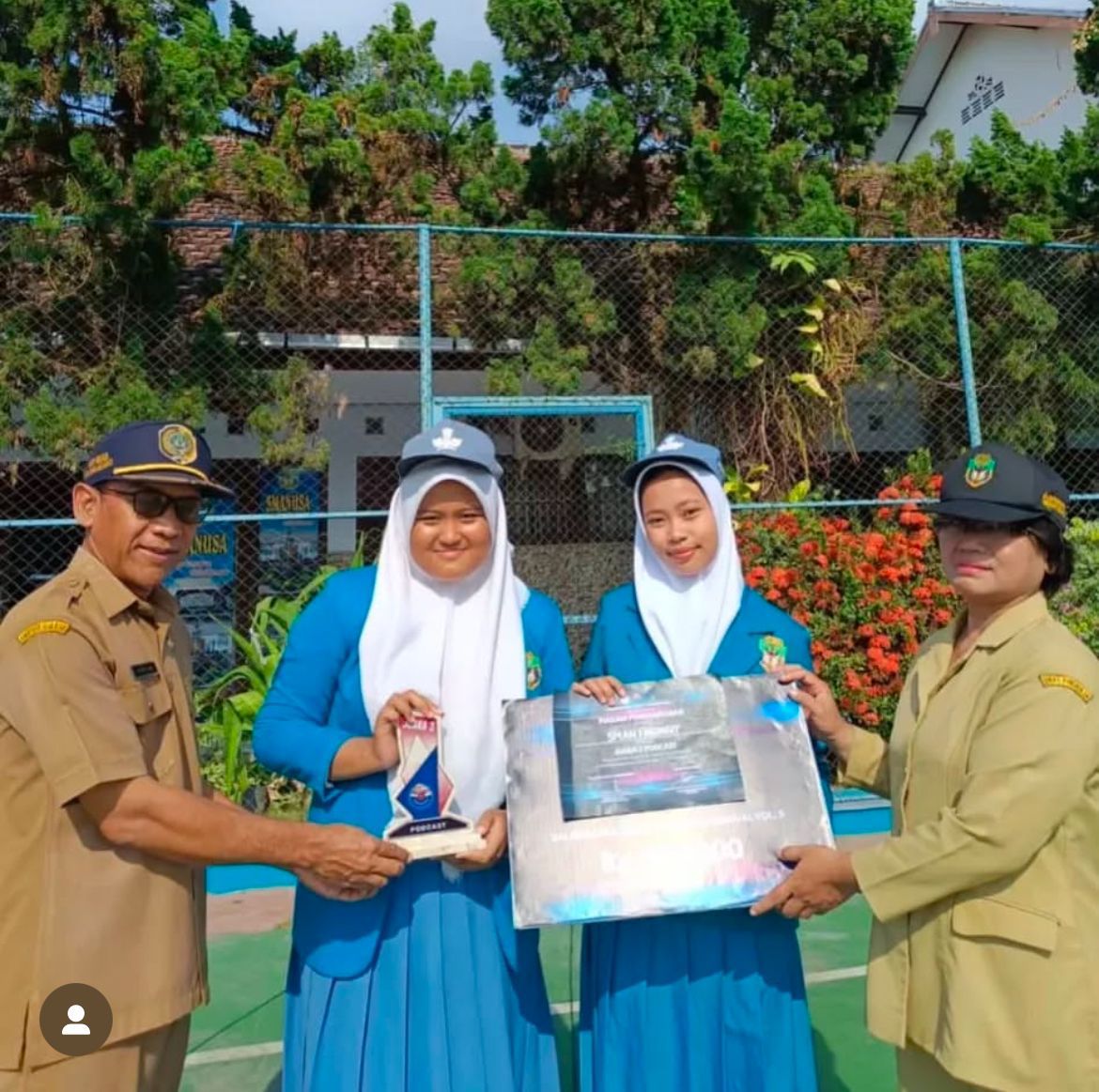 student awards